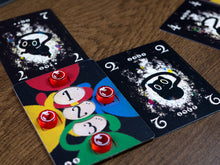 Cargar imagen en el visor de la galería, Cat in the Box